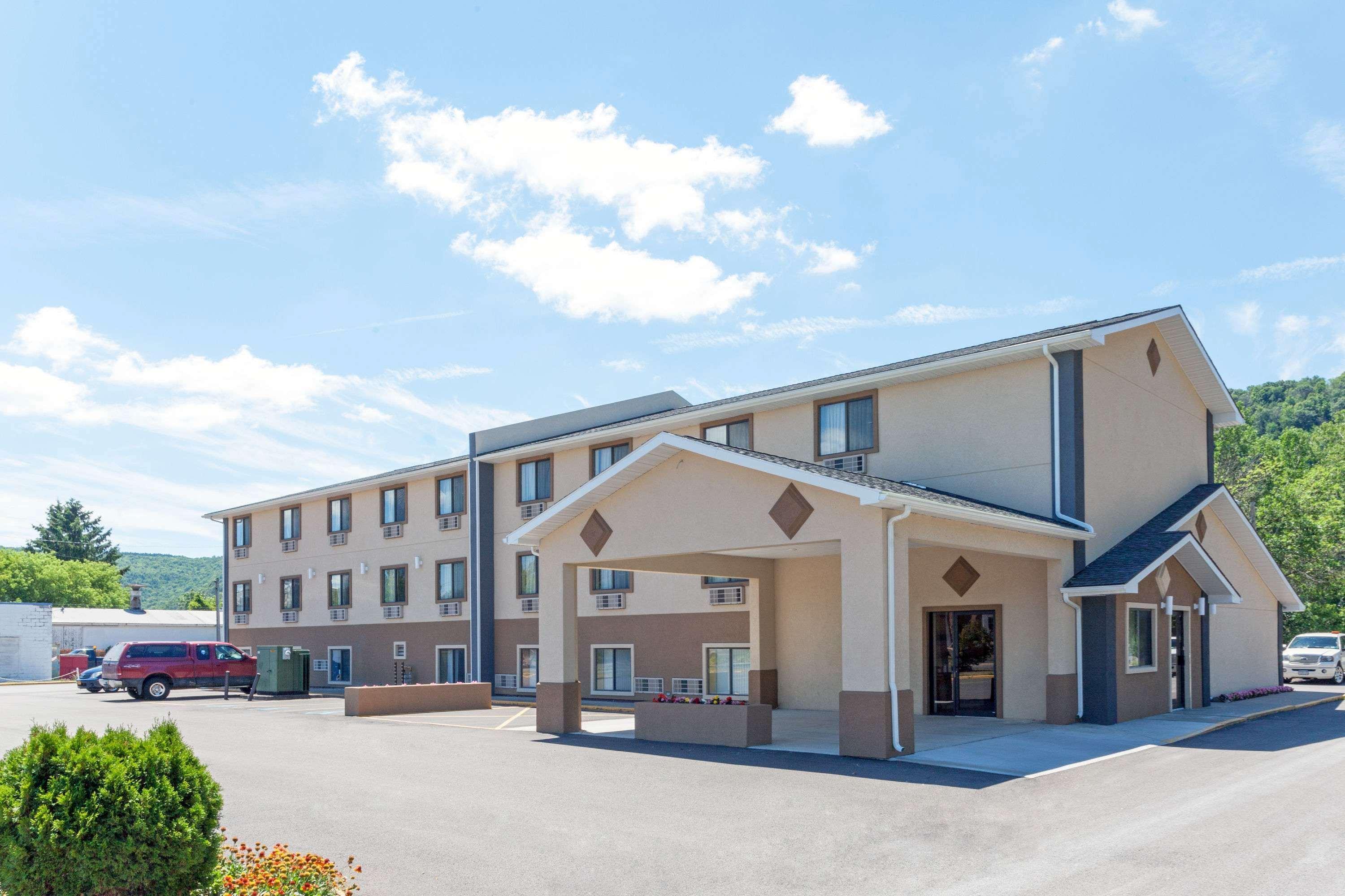 Super 8 By Wyndham Bath Hammondsport Area Motel Eksteriør bilde